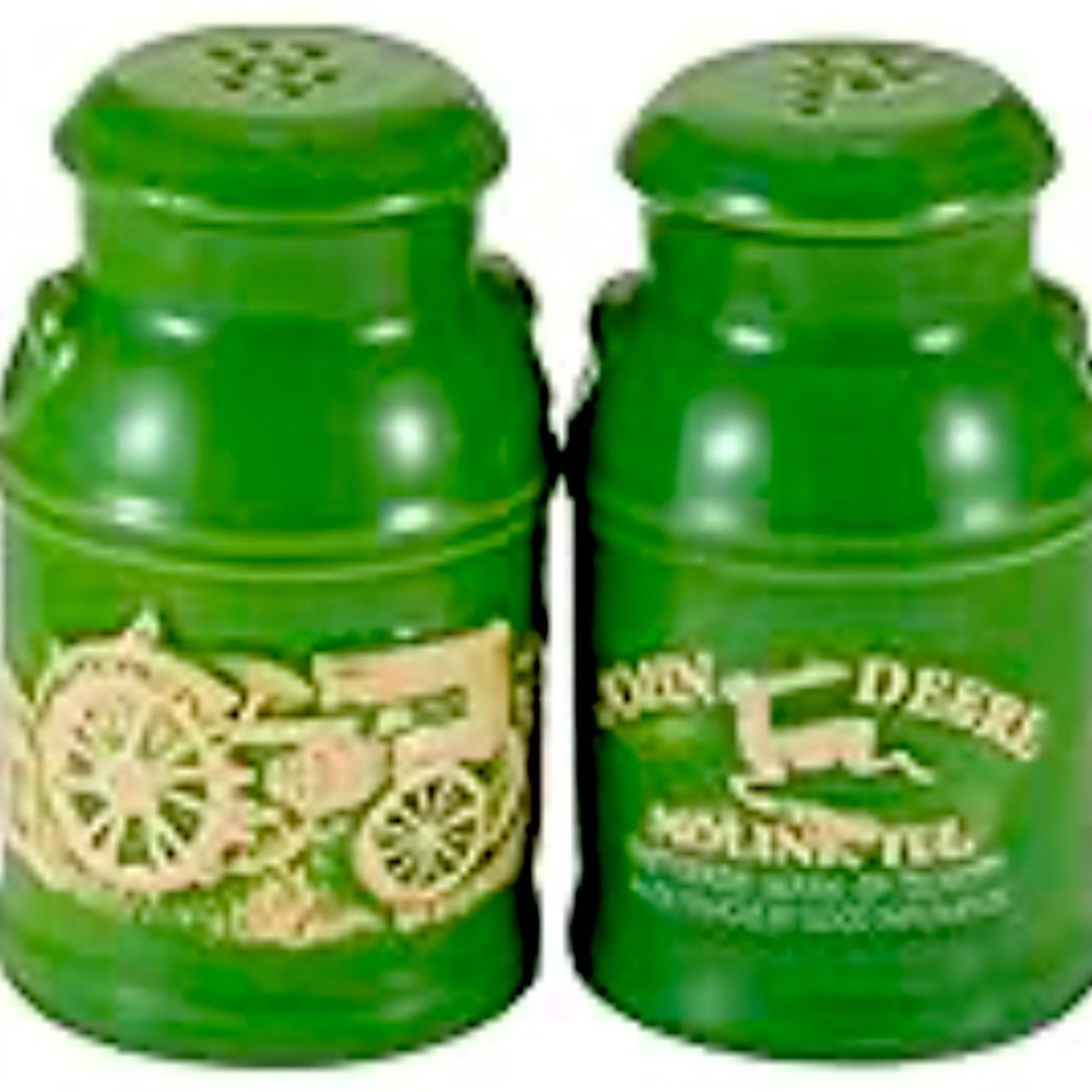 Cute John Deere Salt & Pepper Sharkers